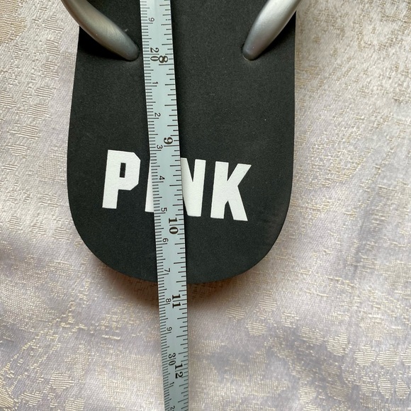 PINK Victoria’s Secret Flip Flops - Picture 9 of 9